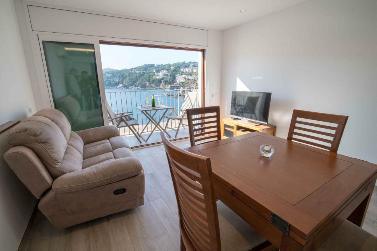 Apartament Cortey カレリャ・デ・パラフルジェリ エクステリア 写真