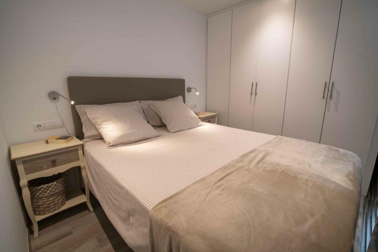 Apartament Cortey カレリャ・デ・パラフルジェリ エクステリア 写真