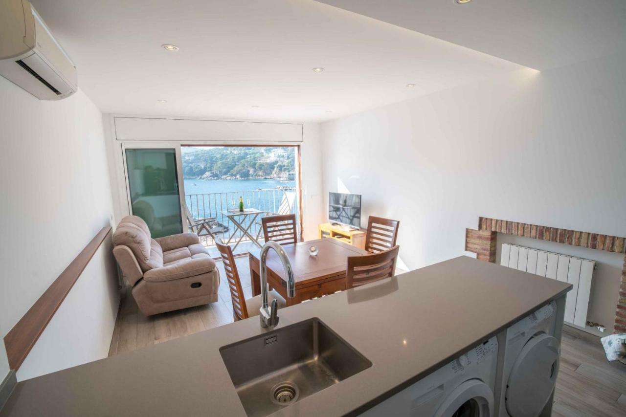 Apartament Cortey カレリャ・デ・パラフルジェリ エクステリア 写真